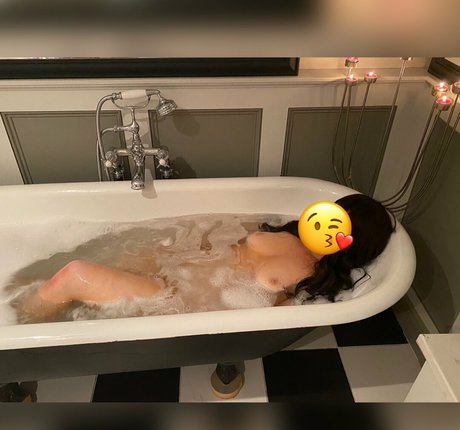 mia with the rear hd pornstar photos