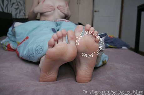 sashasfeetishxo pretty pornstar photo