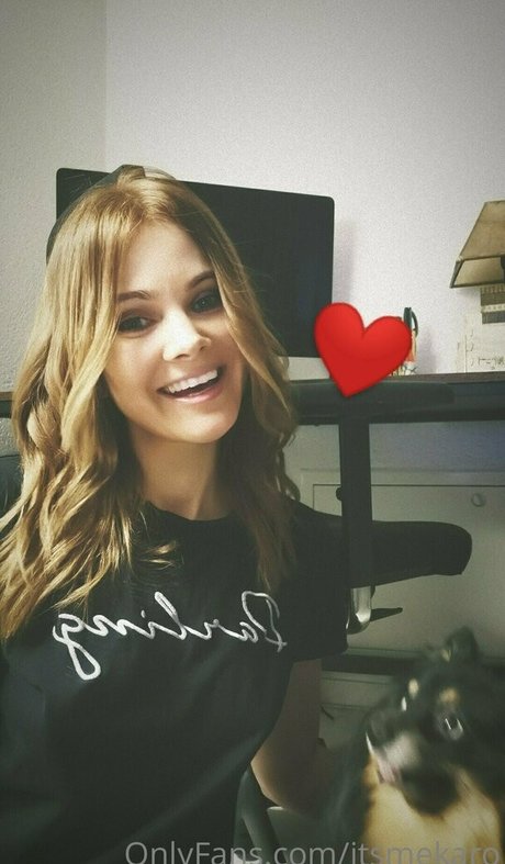 itsmekaro model xxx pic