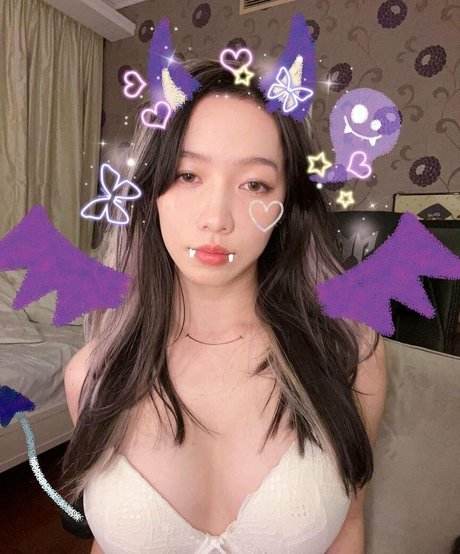 maggiechow123 erotic pornstar img