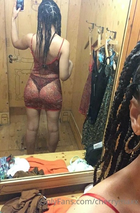 cherrymaxx model nude pictures