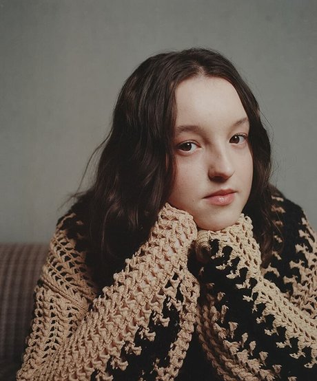 Bella Ramsey free pornstar image