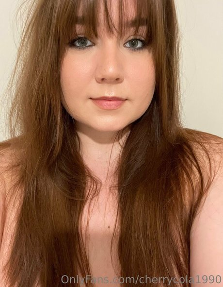 Cherrycola1990 exclusive star photos
