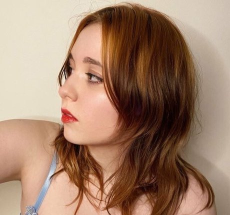 ashleysquirts star porn pictures