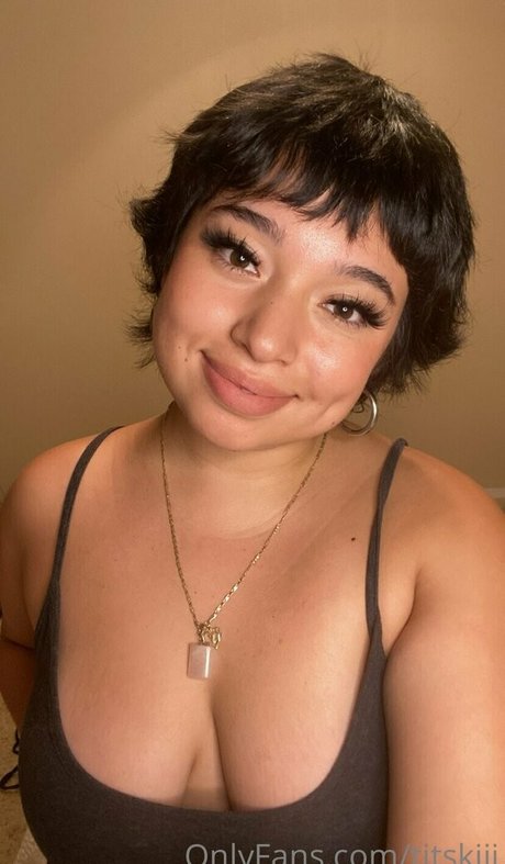 titskiii hd pornstar pics