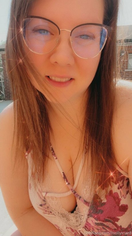 molly4444 adult model pic