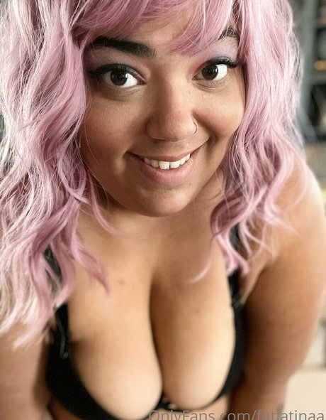 fatlatinaa nice model image