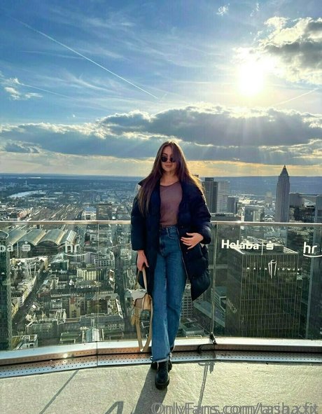 aria xxx sex star photo