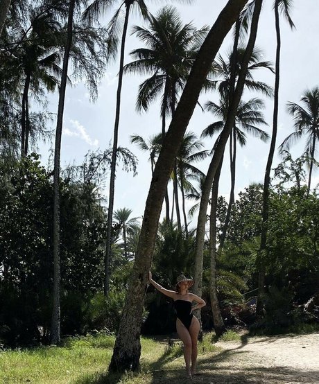 Bianca Elouise pornographic actress images