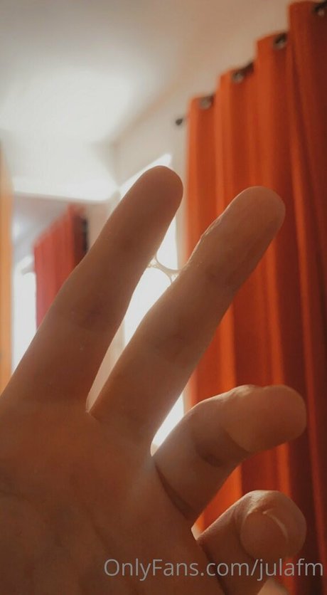 julafm nude star img