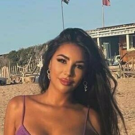 yasmeenvip star free photo