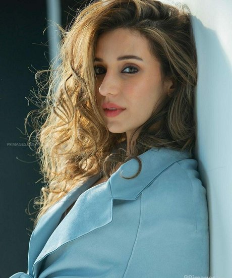 Heli Daruwala pornstar perfect img