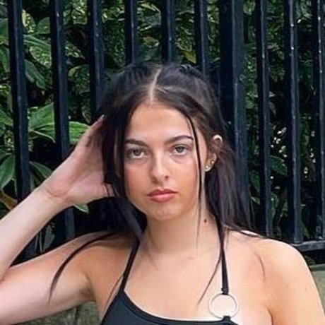 bellapixi naked pornstar galleries