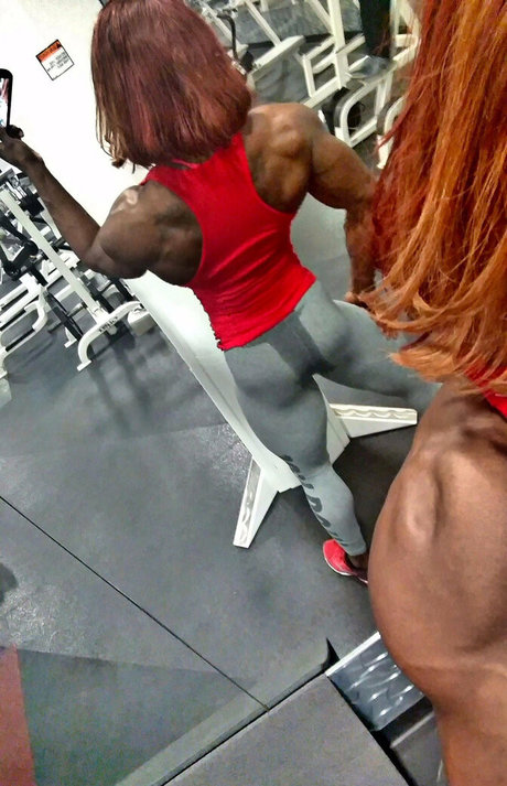 mistresstreasure adult model photo