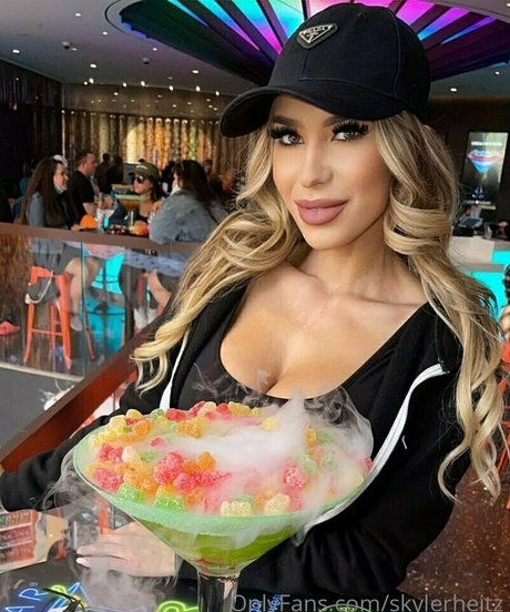 skylerheitz exclusive pornstar image