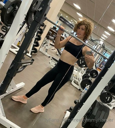 freekymmyharper star naked photos