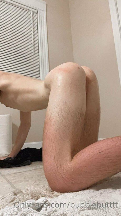 bubblebuttttj naked model picture