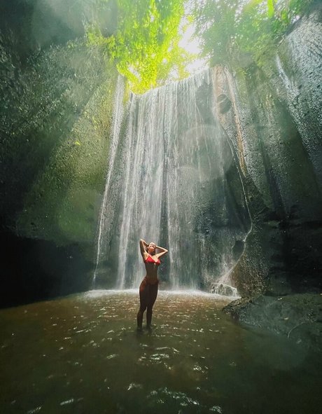 Peachthenymph best model pictures