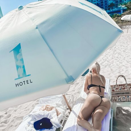 Laura Blake Hahnel star adult img