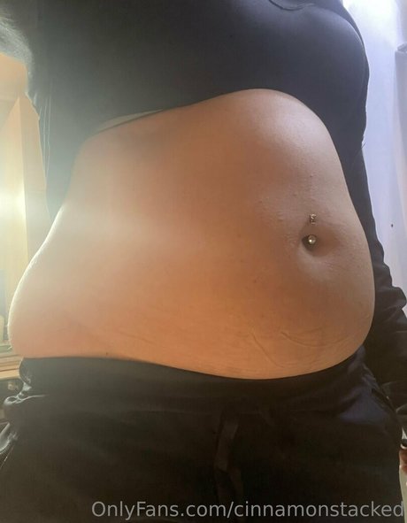 cinnamonstacked sexy model galleries