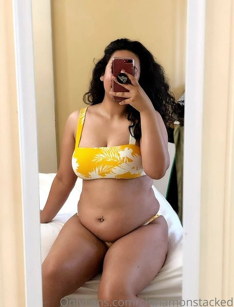 cinnamonstacked free model pics