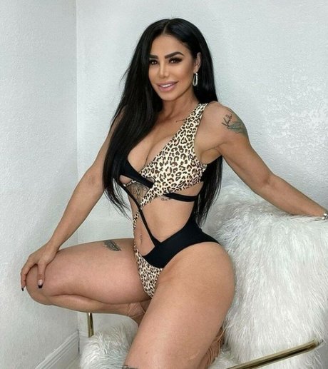 Lis Vega pornstar pretty img