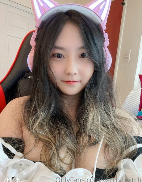 vanity witch art model pictures