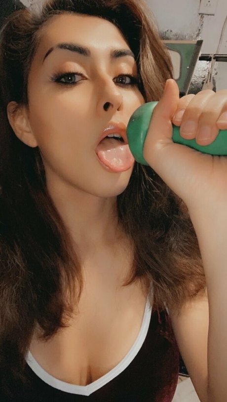 tenshi oh pornstar sexy image