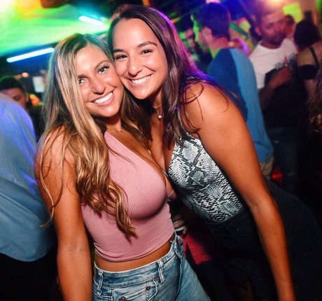 Maddie Clark model porn img