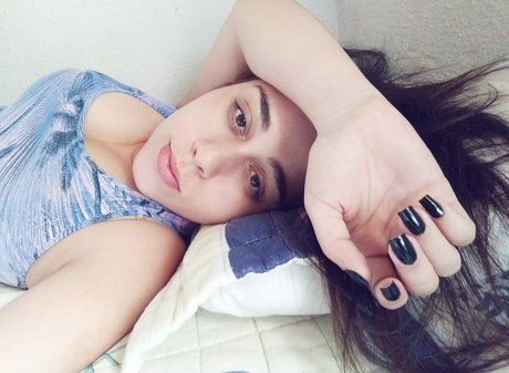 millenecarolina pornstar erotic image