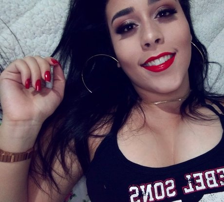 millenecarolina free model pics