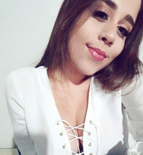 millenecarolina model exclusive picture