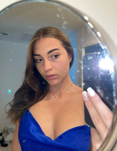 Thalia Sarris nudes actress pic