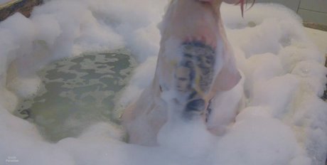 Yuma 2077 pornstar exclusive images