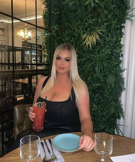 Alexandra Spencer nudes star pics