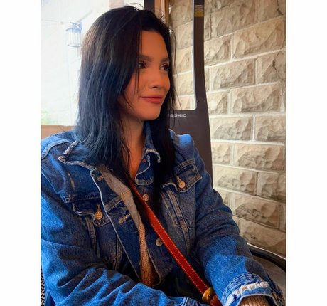 Kaylee Burnett star sex photo