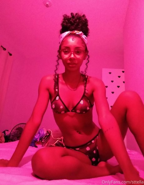 Sttella model nude galleries