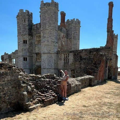 bluexstacey pornstar nude photo