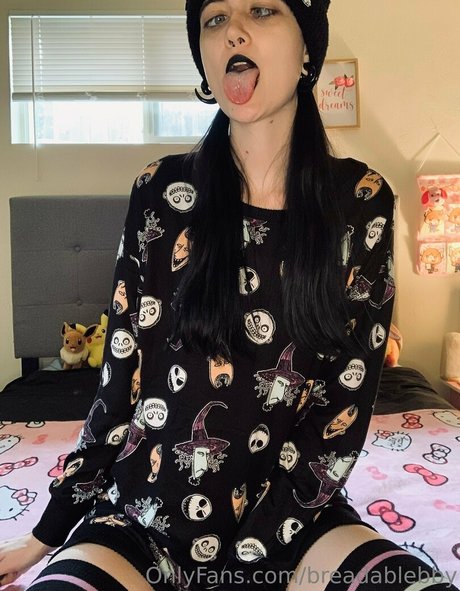 breadablebby adult star image