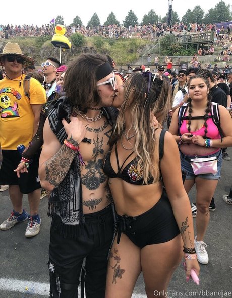 bbandjae sexy actress photos