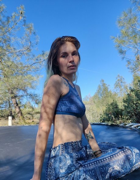 badbluebee best actress image