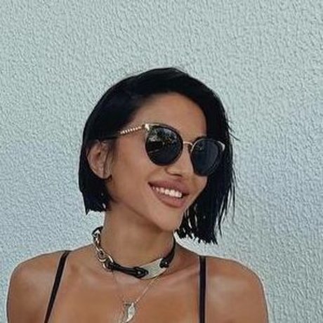 leylacoach star adult galleries