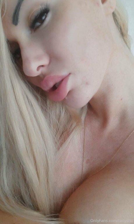 tanysha hot pornstar photos