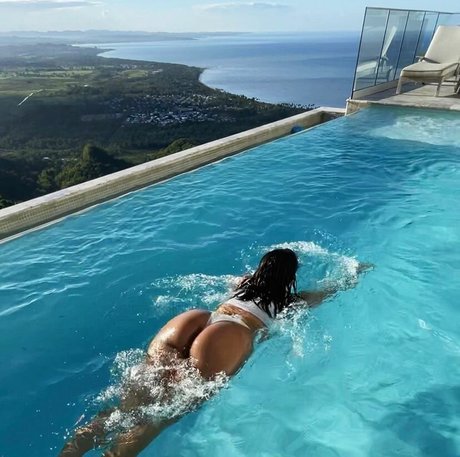 cristina celii high quality actress galleries