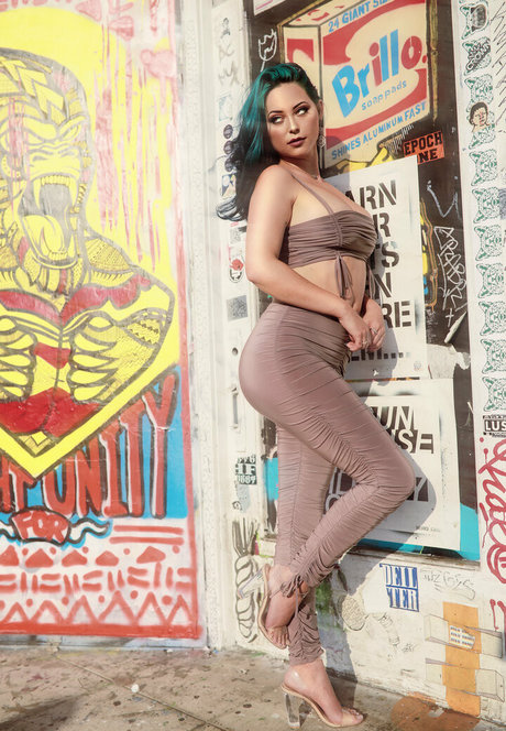 intotheevening star xxx gallery