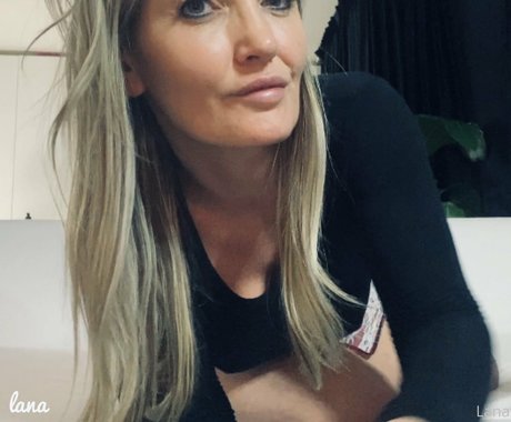 anallxx exclusive model pic