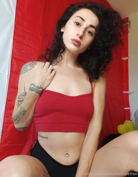 winnietatefree pornstar hot gallery