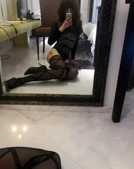 cdxun hot actress photo