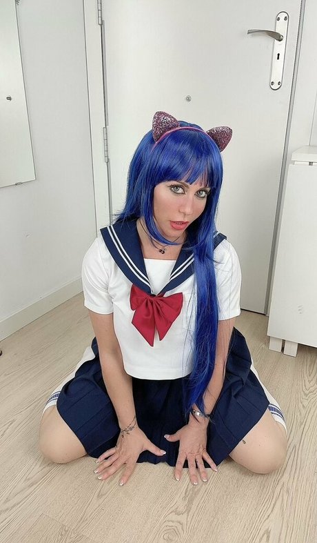 carlaboomfree top actress pic