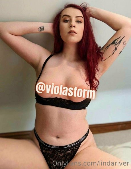 lindariver naked pornstar gallery